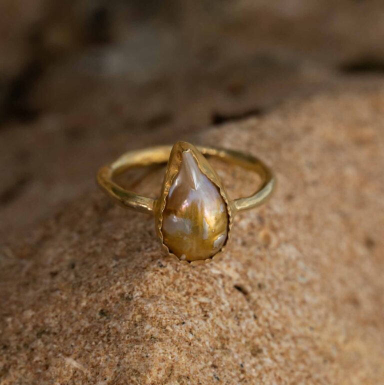 Raw Pearl Ring "Raw Beauty"