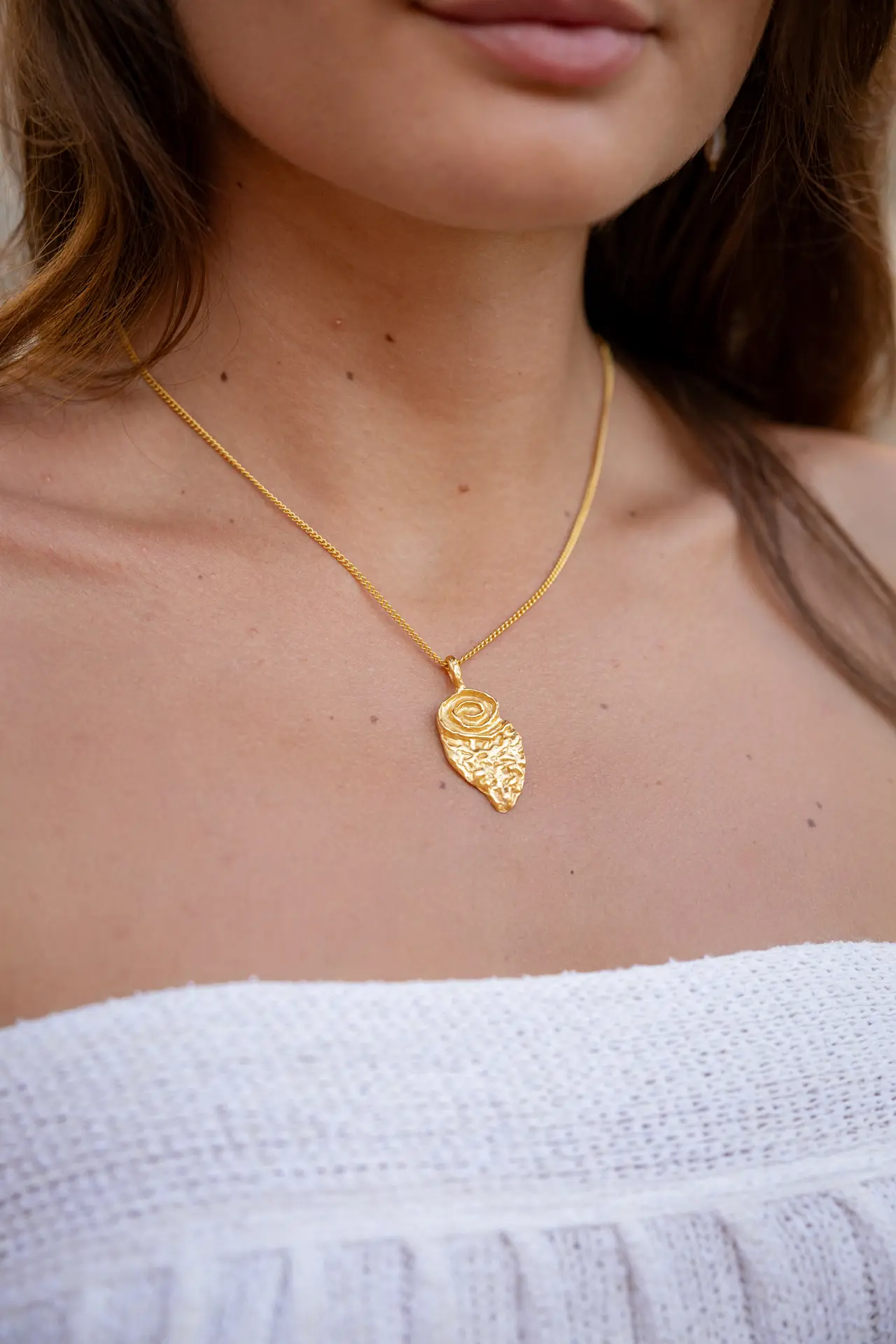Rose Necklace TRUST - Image 2