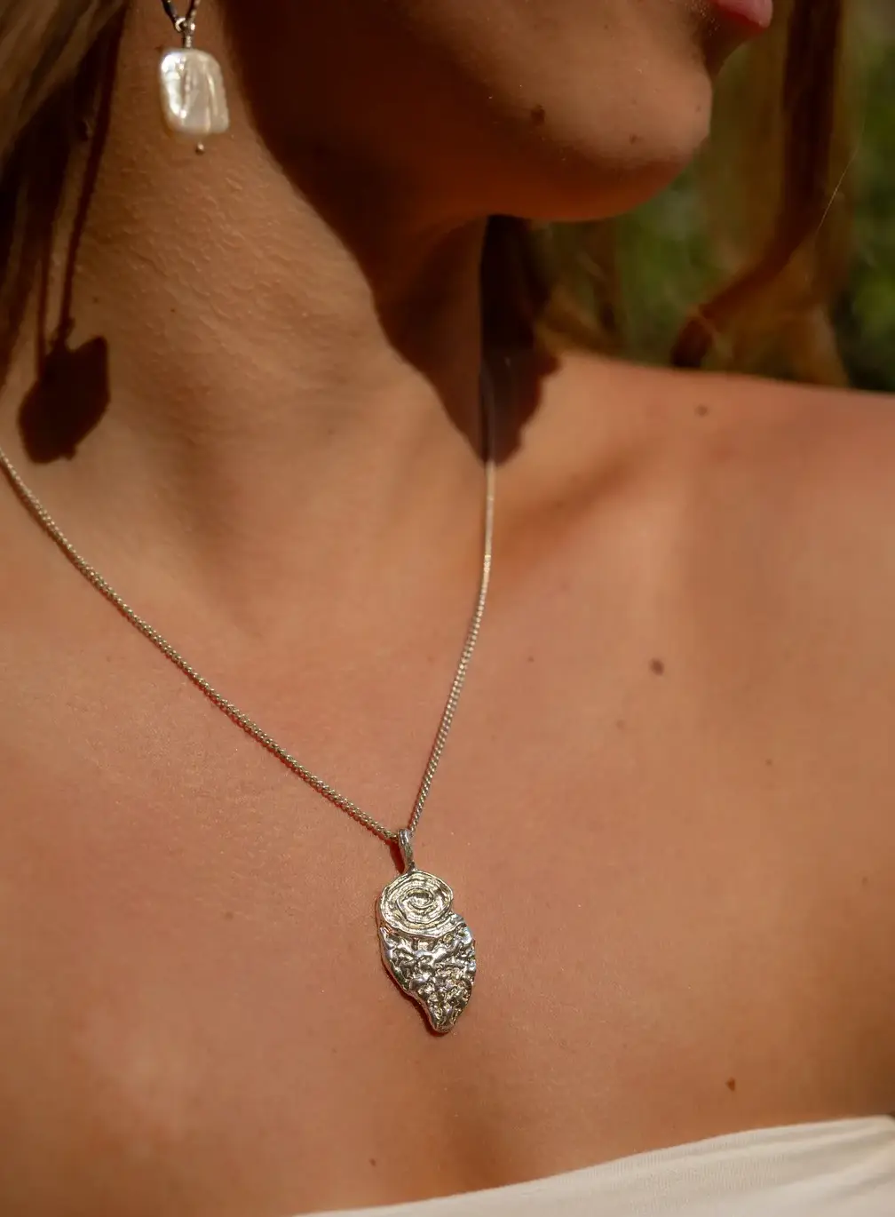 Rose Necklace TRUST - Image 8