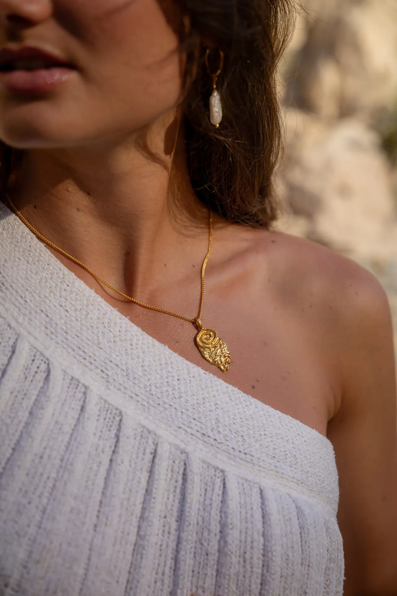 Rose Necklace Trust
