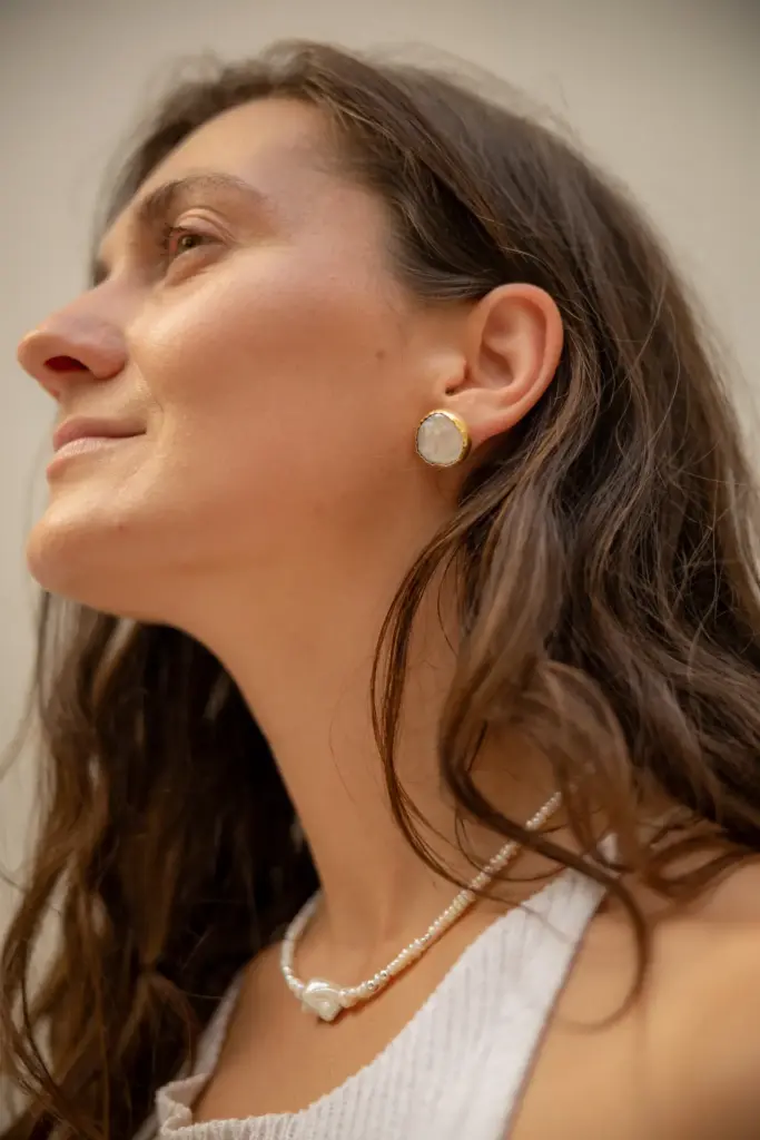 Button Pearl Earrings Amelie